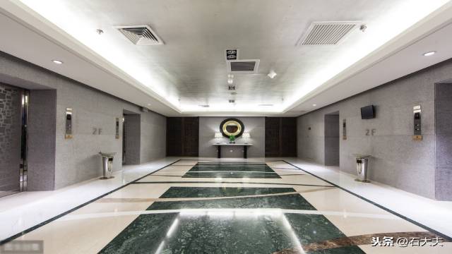 大理石遇到水泥斑時的石材養(yǎng)護方法 大理石遇到水泥斑時的石材養(yǎng)護方法